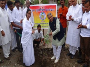 Chandrakant Khaire 1